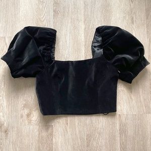 NEVER WORN Alice & Olivia JOSLYN PUFF SLEEVE CROP TOP